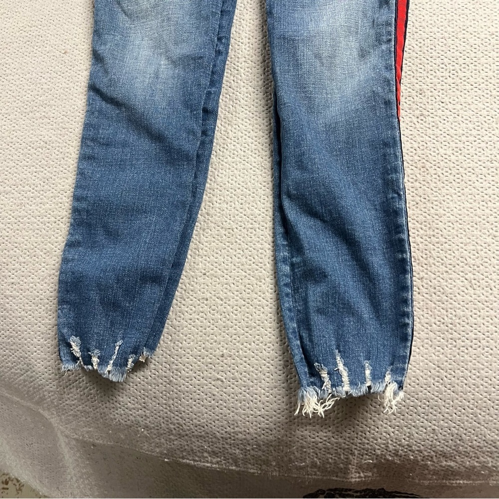 ⭐️ Abercrombie & Fitch Simone High Rise Ankle Raw Hem Jeans Size 27 EUC - Picture 6 of 6